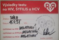 Testy dívek